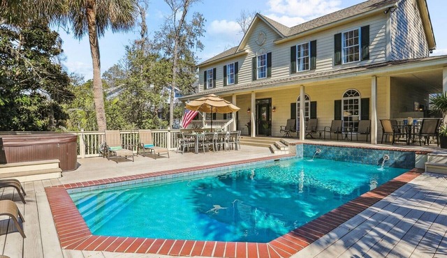 Magnificent Vacation Home in a Ideal Location & Close to Beach!