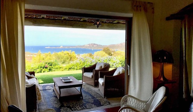 Magnificent Villa with sea view garden