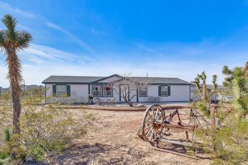 Magnolia Manor House: Desert Escape, Mtn Views
