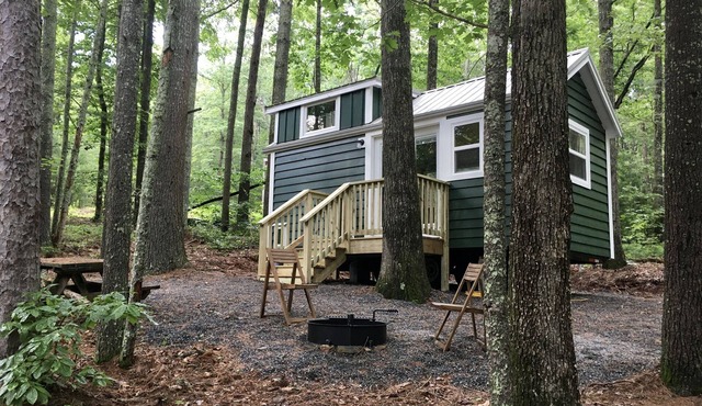 Magnolia Tiny Home at Bleu Canoe
