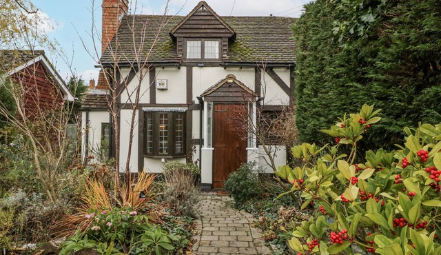 Magpie Cottage