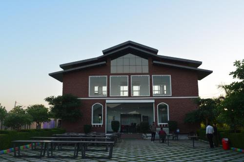 Mahi Baagh Resort