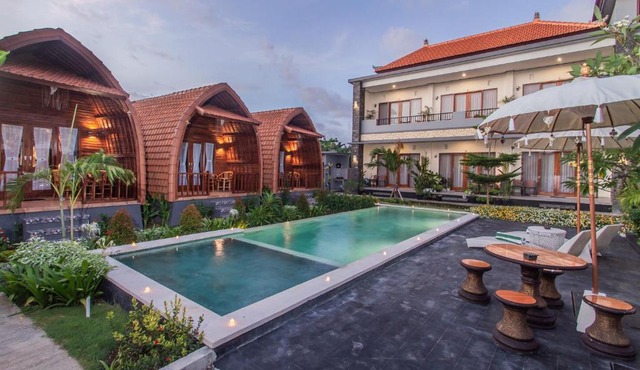 Mailaku House