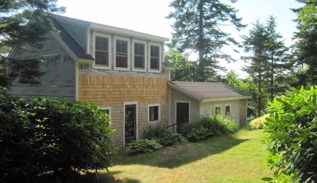 Maine Oceanfront Cottage