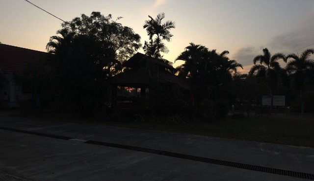 Maingam Resort