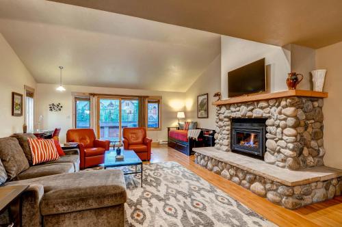 Mainridge B by Ski Country Resorts