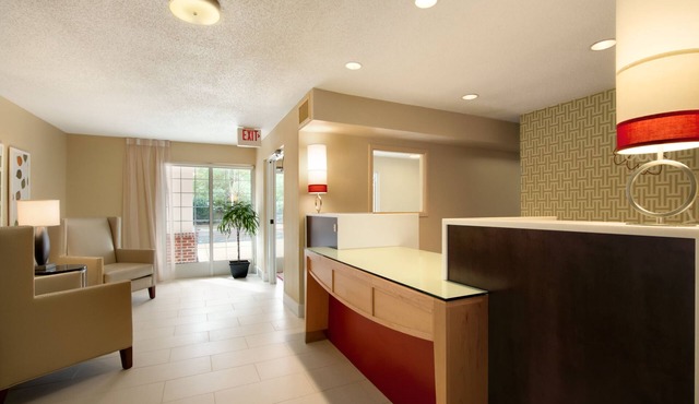 MainStay Suites Chicago Schaumburg