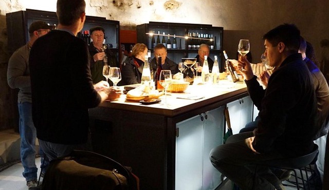 Mainz Small-Group Wine and Food Tasting in a Historic Cellar