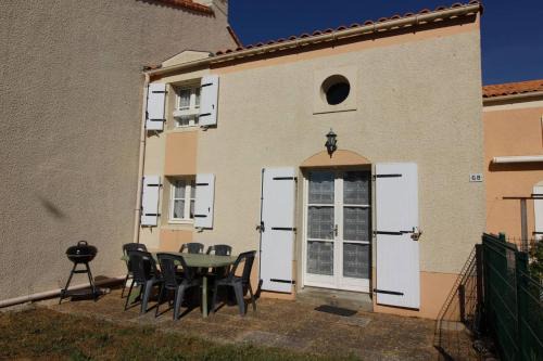 Maison 3 pièces mezzanine Oléron 4 couchages DOLUS D'OLERON DDO000-468