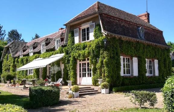 Maison Angulus Ridet