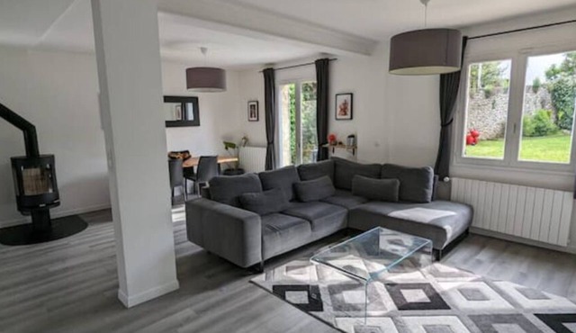 Maison Avec Jacuzzi Proche de Paris et Versailles