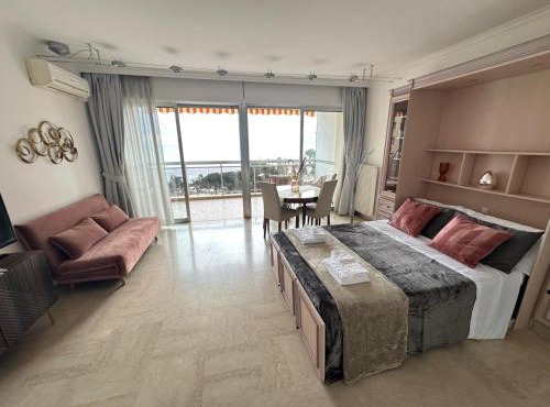 Maison Blanc