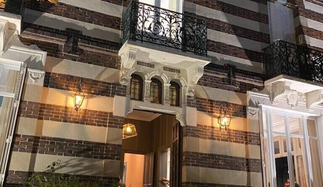 Maison Blanche Chartres - 5* guest house