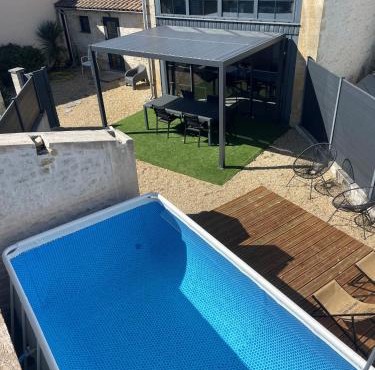 Maison chaleureuse avec parking sur place