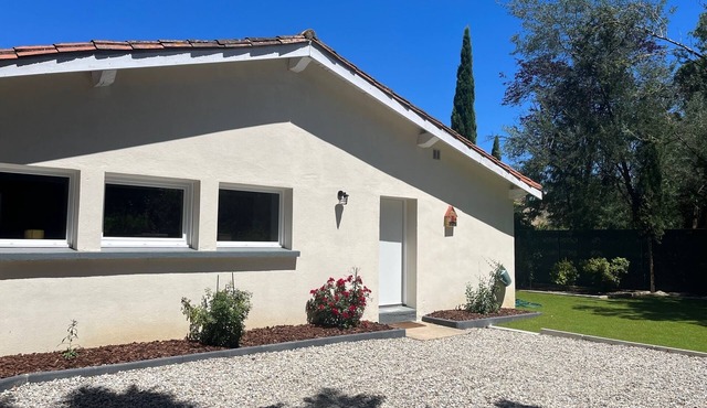 Maison Chaleureuse Avec spa et Jardin
