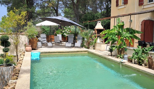Maison Climatisée Avec Piscine au Calme