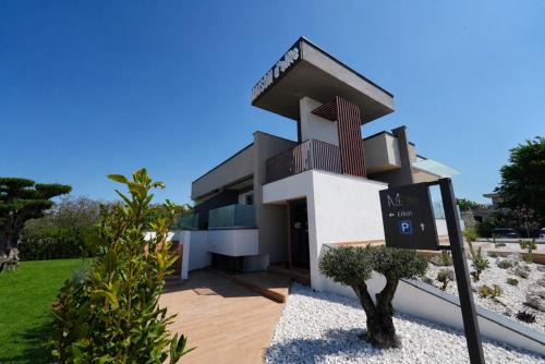 Maison d'Elite