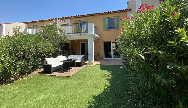 Maison Dans Jolie Copropriété