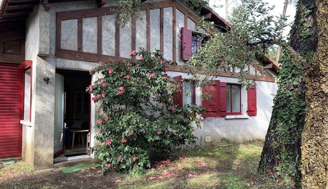 Maison Dans Residence Calme Avec Piscines Pres VIE Animee
