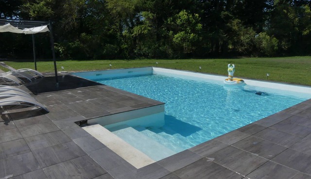 Maison de 300m2 Piscine, Salle de Sport et Salle de Cinéma aux Portes du Lubéron