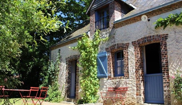 Maison de campagne avec grand jardin, cheminée, vélos et wifi à Berfay - FR-1-410-242