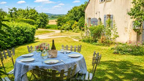 Maison de campagne chaleureuse dans le Perche