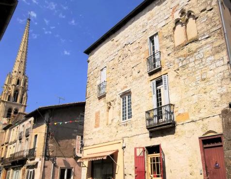 Maison de caractère dans la bastide foyenne