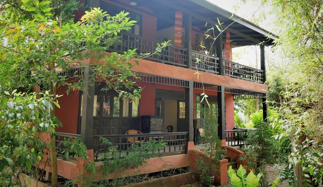 Maison De Sukhothai