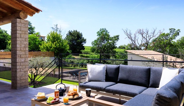 Maison de Villedieu - Two Bedroom Villa, Sleeps 4