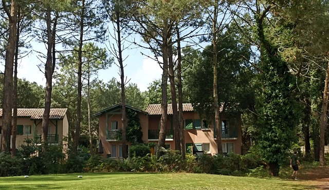 Maison duplex. Forest, sea, lake, golf course from Pinsolle to Soustons plage.
