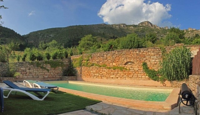 Maison Entière à Louer Pour 14 Personnes Dans les Gorges du Tarn