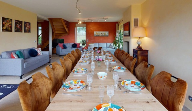 Maison d'Hippolyte 20 people : spa, Billiard baby