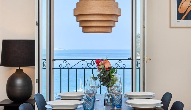 MAISON GARAVAN - Somptueux 2 pièces - Vue Mer - Menton