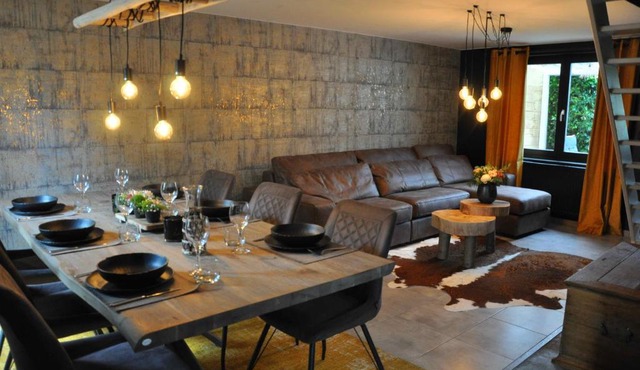 Maison le 30