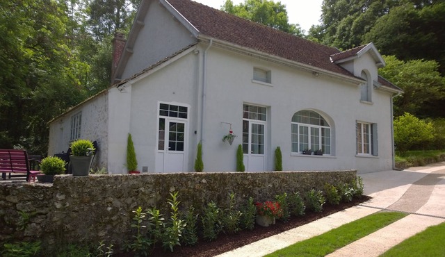 Maison Madeleine, full foot house with park terrace of 9000 m²