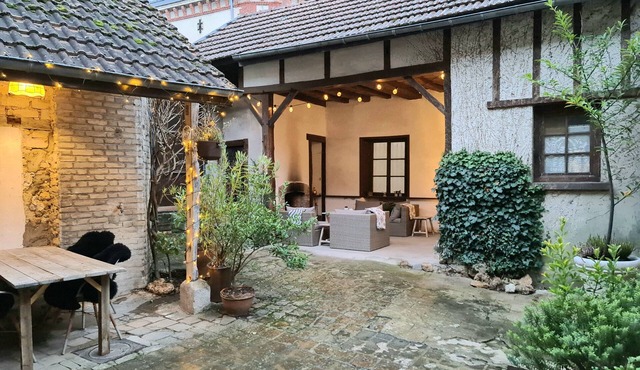 Maison Marcks | Ay Champagne | Class & Comfort | Private courtyard