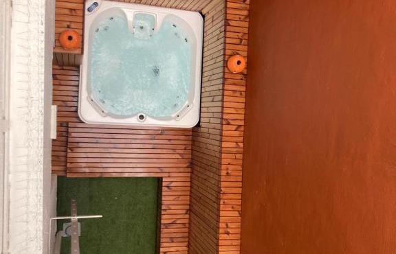 Maison Martha - sauna en jacuzzi - 12 personen