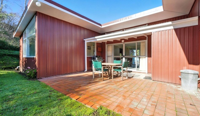 Maison Pierre Rouge - Duvauchelle Holiday Home