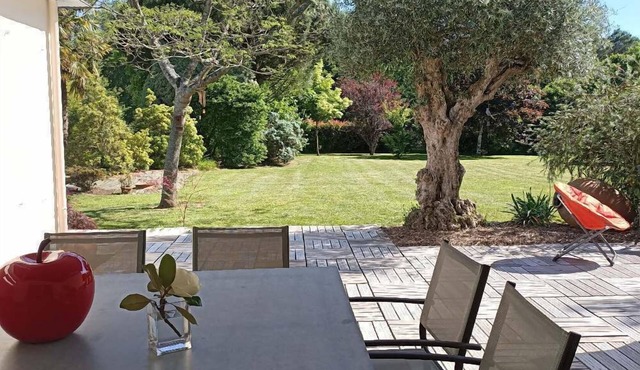 Maison Plain Pied Avec Grand Jardin Paysager