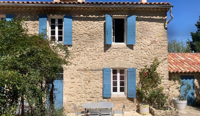 Maison Provençale Dans le Luberon Avec Piscine !