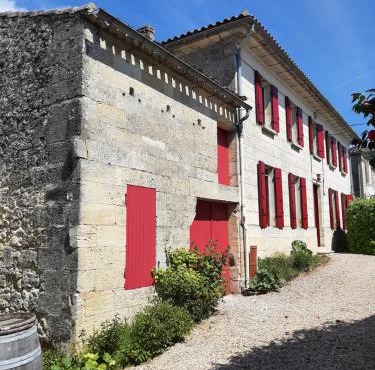 Maison Rouge