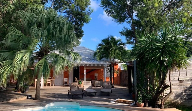Maison ST EXUPERY avec piscine