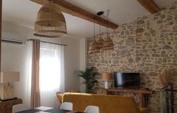 Maison Stellas