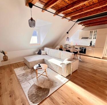 Maisonette-Apartment mit Klimaanlage - in Dorsten Zentrum -