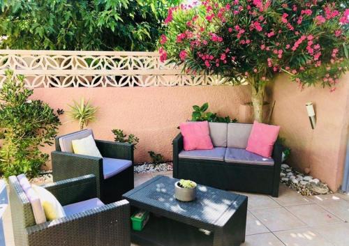 Maisonnette Les Coraux residence prive avec piscine