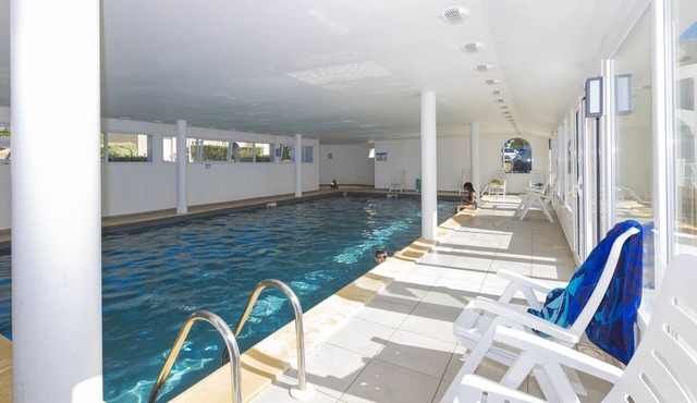 Maisonnette Spacieuse + Terrasse | Accès Piscine