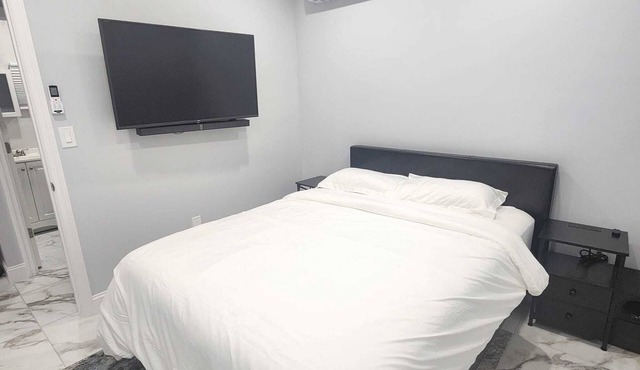 Majestically Pleasant Suite