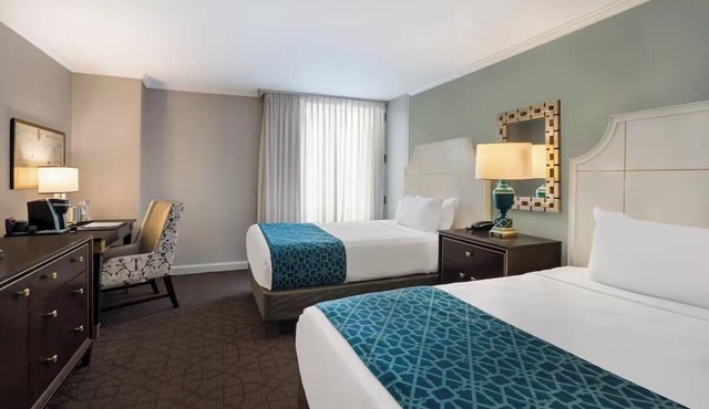 Make Your Trip More Enjoyable! 3 Classy Units, Pets Allowed, Outdoor Pool!