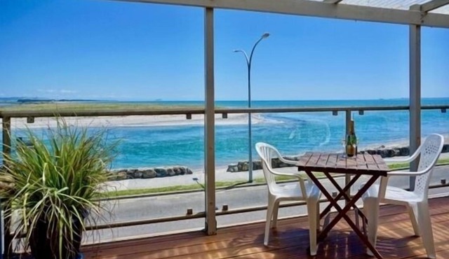 Maketu Beach Front Watchtower