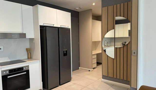 Makhosie Menlyn Executive Apartment